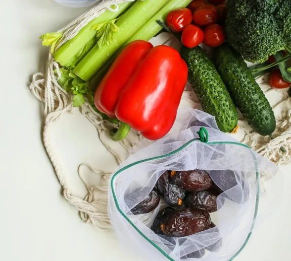 Täglich frisch gebacken – von klassischen deutschen Backwaren bis zu traditionellen Spezialitäten wie Simit, Pide und Poğaça. Keine Tiefkühlware, sondern echte Frische direkt aus unserem Ofen.